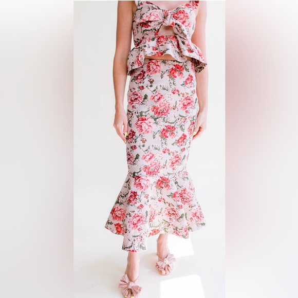 En Saison Floral Ruffle Two-Piece Set - Picture 2 of 2